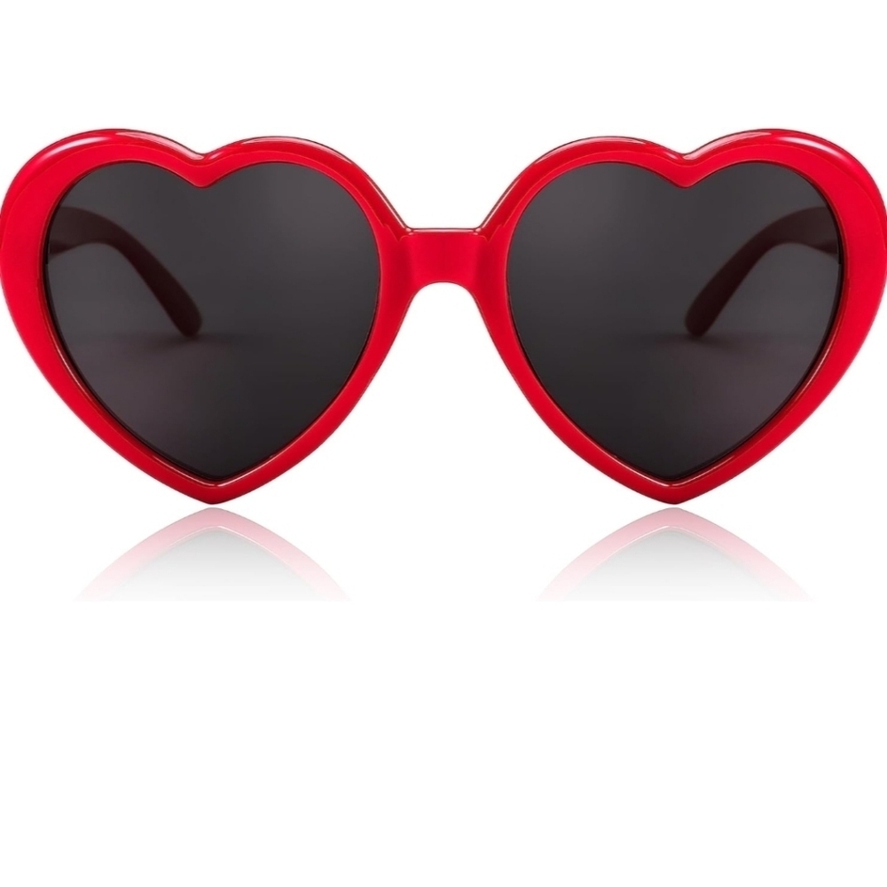 New! 2 pairs sunglasses red and blue frame love heart summer spring women's - Picture 5 of 6